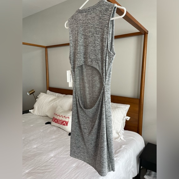 Theo & Spence NWT Size L Heather Gray cutout-back dress - Picture 1 of 4